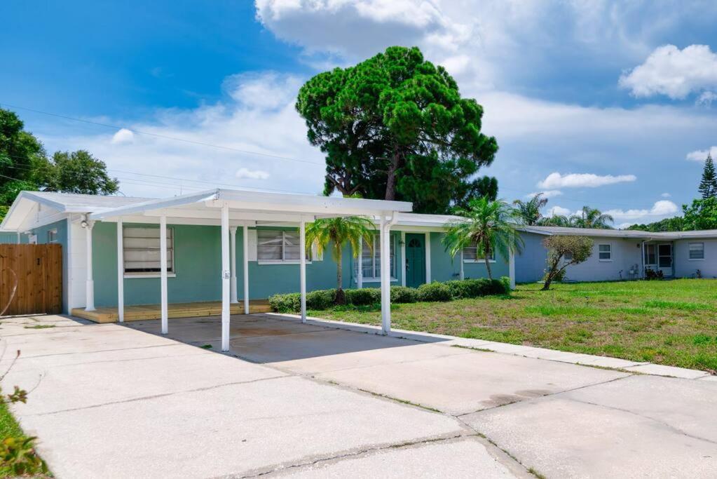Relaxing Pool Home For Family Getaway Close To Tampa Zoo, Busch Gardens, Restaurants And Shopping! Eksteriør bilde