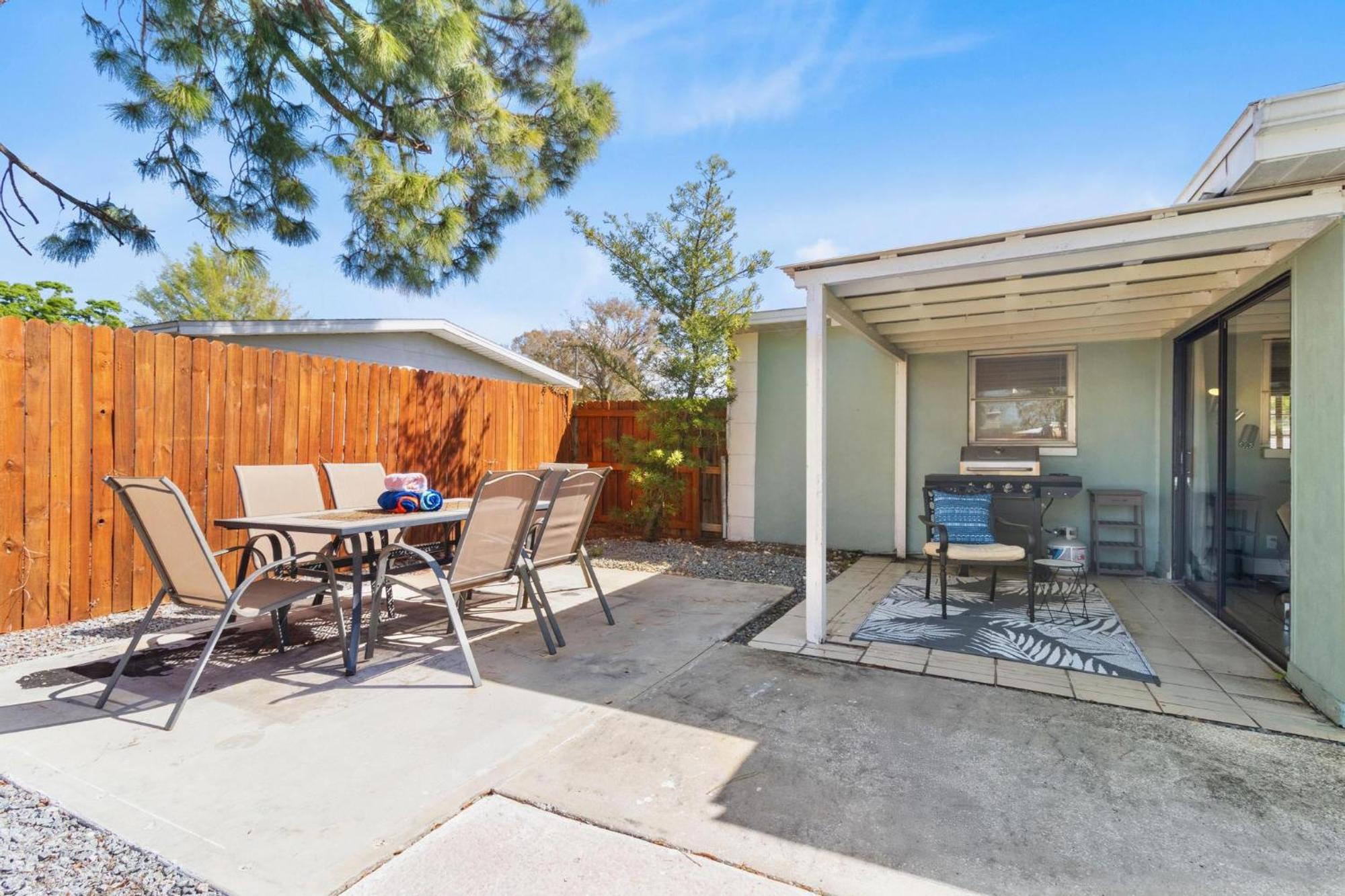 Relaxing Pool Home For Family Getaway Close To Tampa Zoo, Busch Gardens, Restaurants And Shopping! Eksteriør bilde