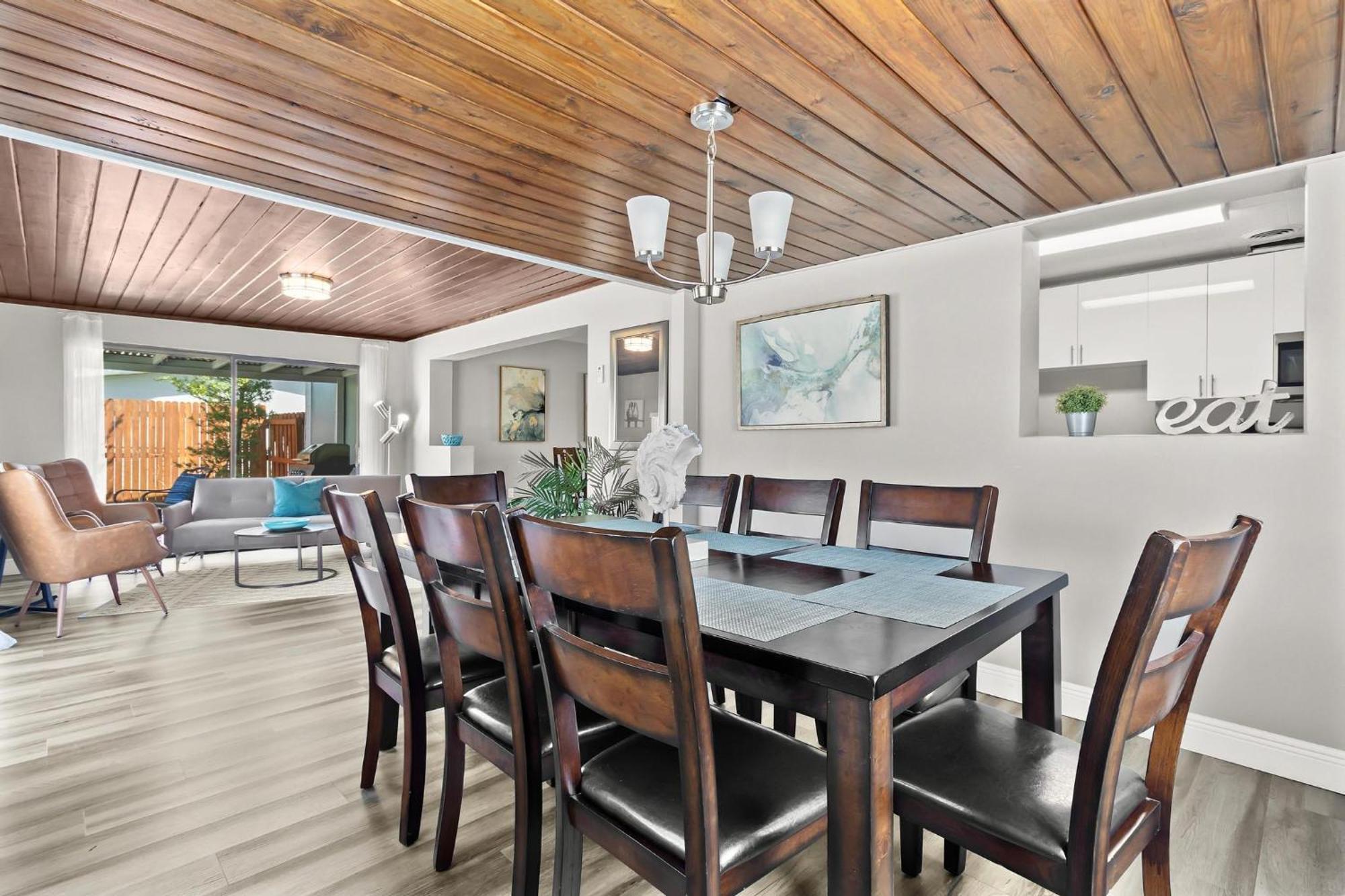Relaxing Pool Home For Family Getaway Close To Tampa Zoo, Busch Gardens, Restaurants And Shopping! Eksteriør bilde